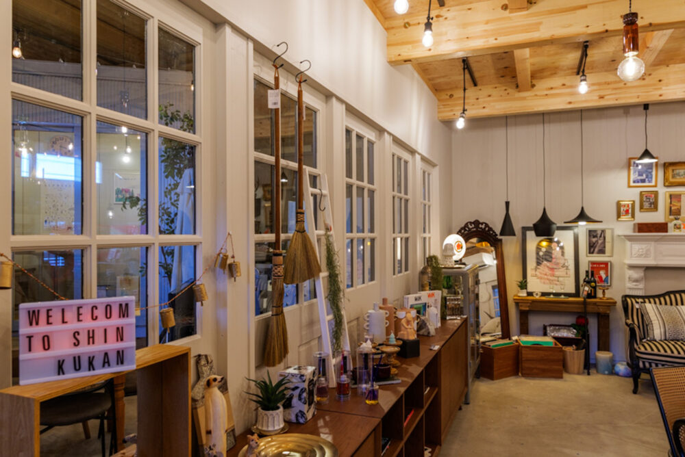 shop-32_SHIN KUKAN Renovation&Furniture